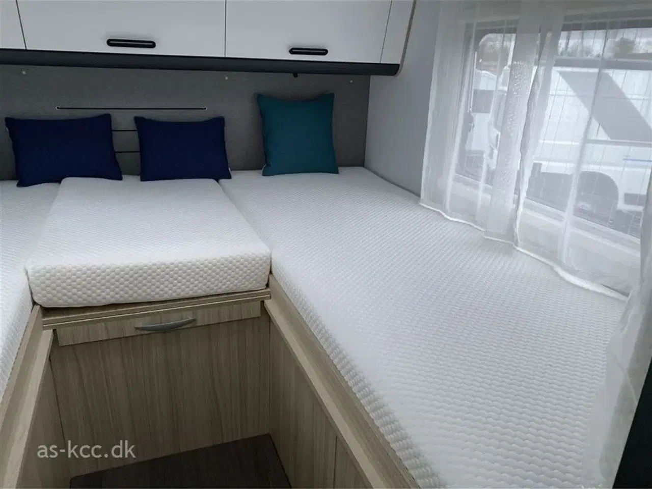 Billede 17 - 2023 - Sun Living S 75 SL Sun Living Autocamper med to enkelt senge.
