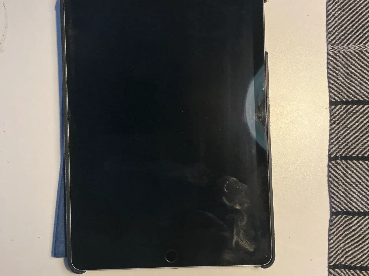 Billede 3 - IPAD 2017, 128gb og cover