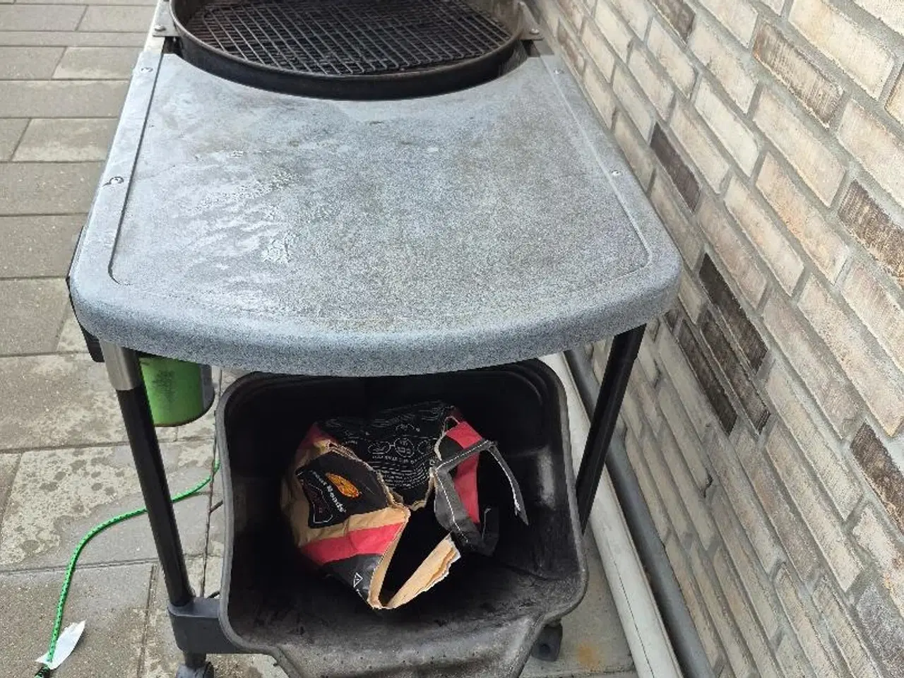 Billede 2 - Weber grill - kan afhentes gratis
