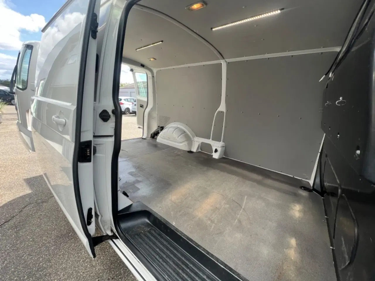 Billede 8 - VW Transporter 2,0 TDi 204 Kassevogn DSG lang