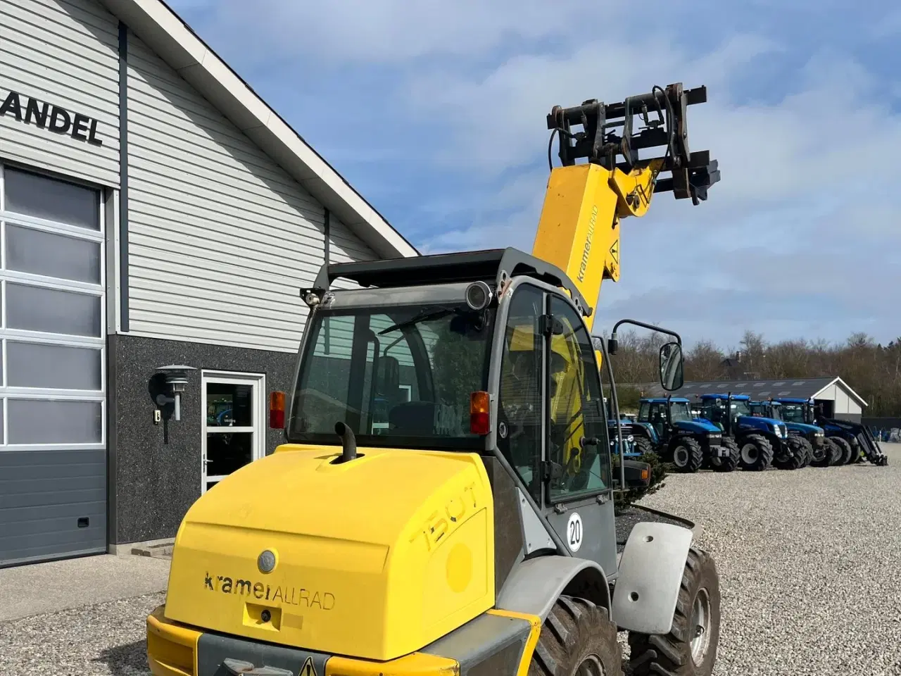 Billede 14 - Kramer 750T Allrad med pallegafler og adabter. Med teleskop-arm
