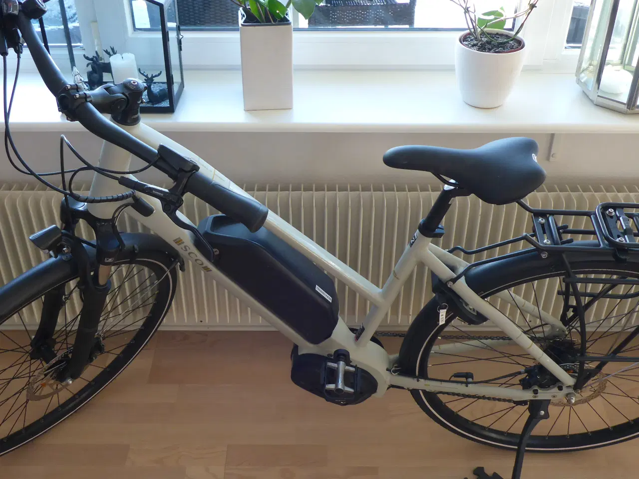 Billede 5 - El-cykel SCO Premium E-Trekking 28″ – Dame