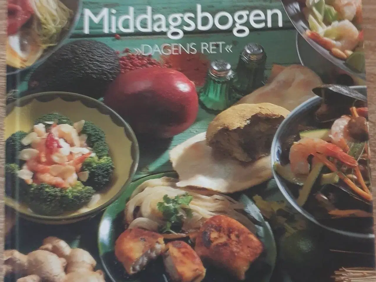 Billede 1 - Middagsretter Kogebog med lækre opskrifter.