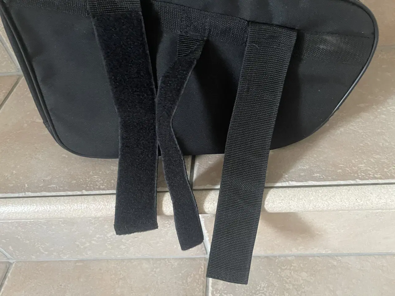 Billede 3 - Universal sidetasker til tohjulet køretøjj