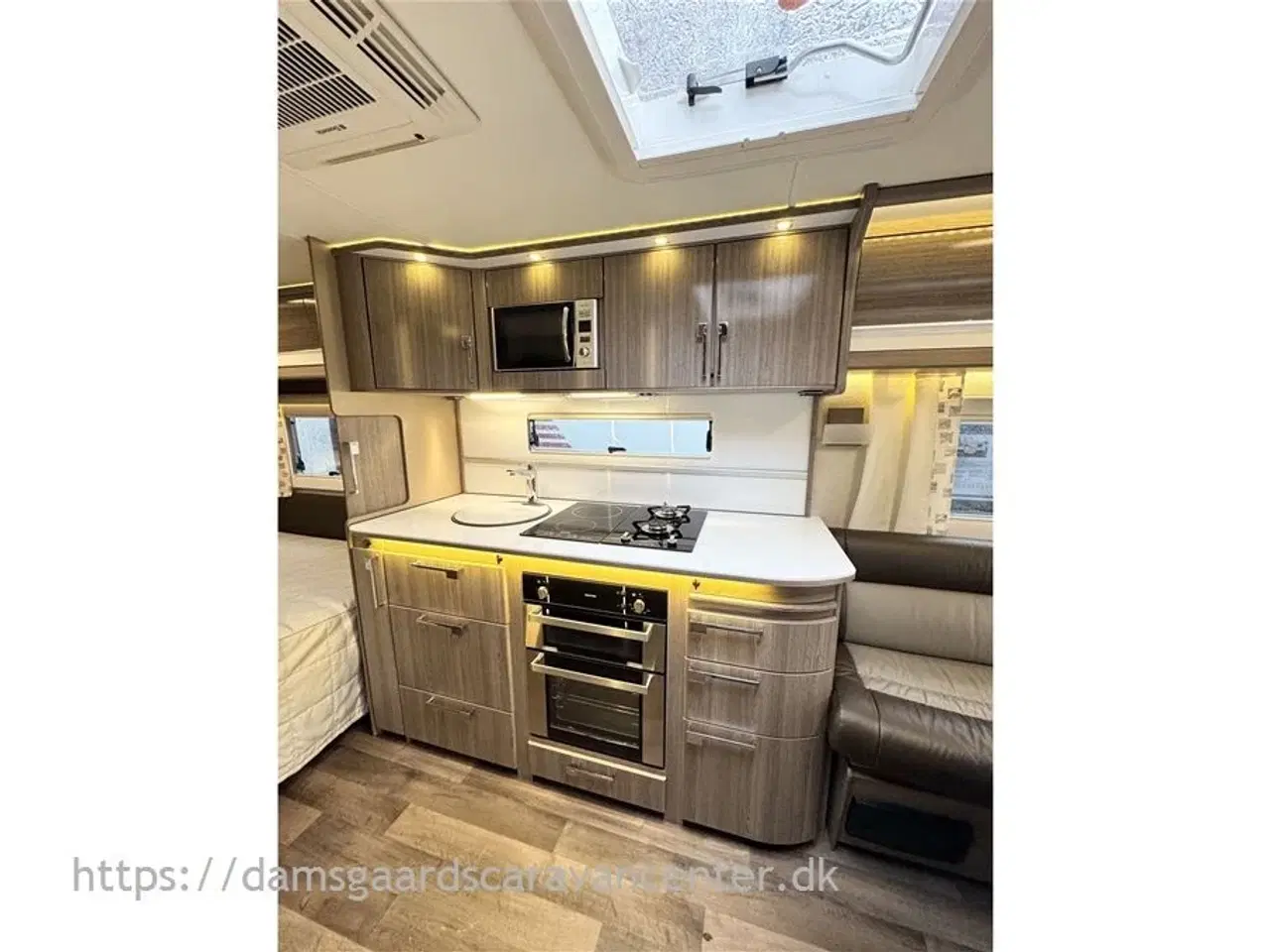 Billede 11 - 2016 - Kabe Imperial 560 XL KS Franskseng-Alde-Gulvvarme-Aircon-Mover-Telt