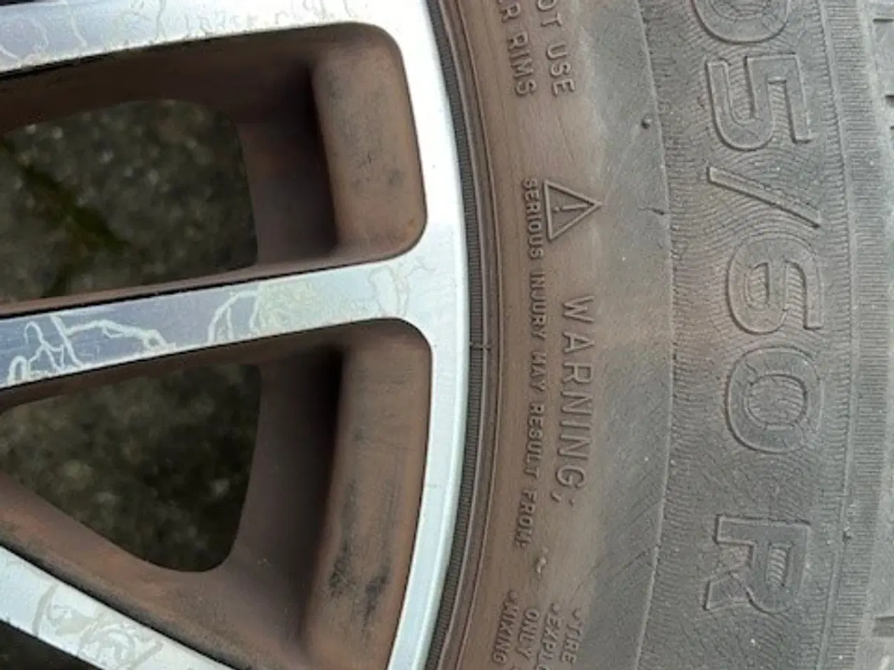 Billede 3 - Alufælge med gode michelin dæk til Toyota avensis