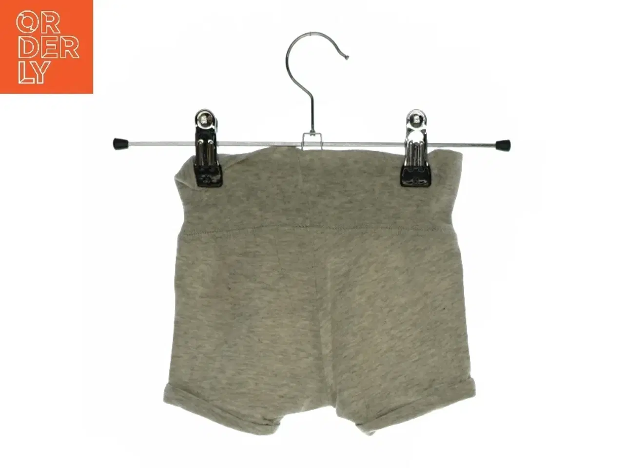 Billede 2 - Shorts med The Lion King print fra H&M