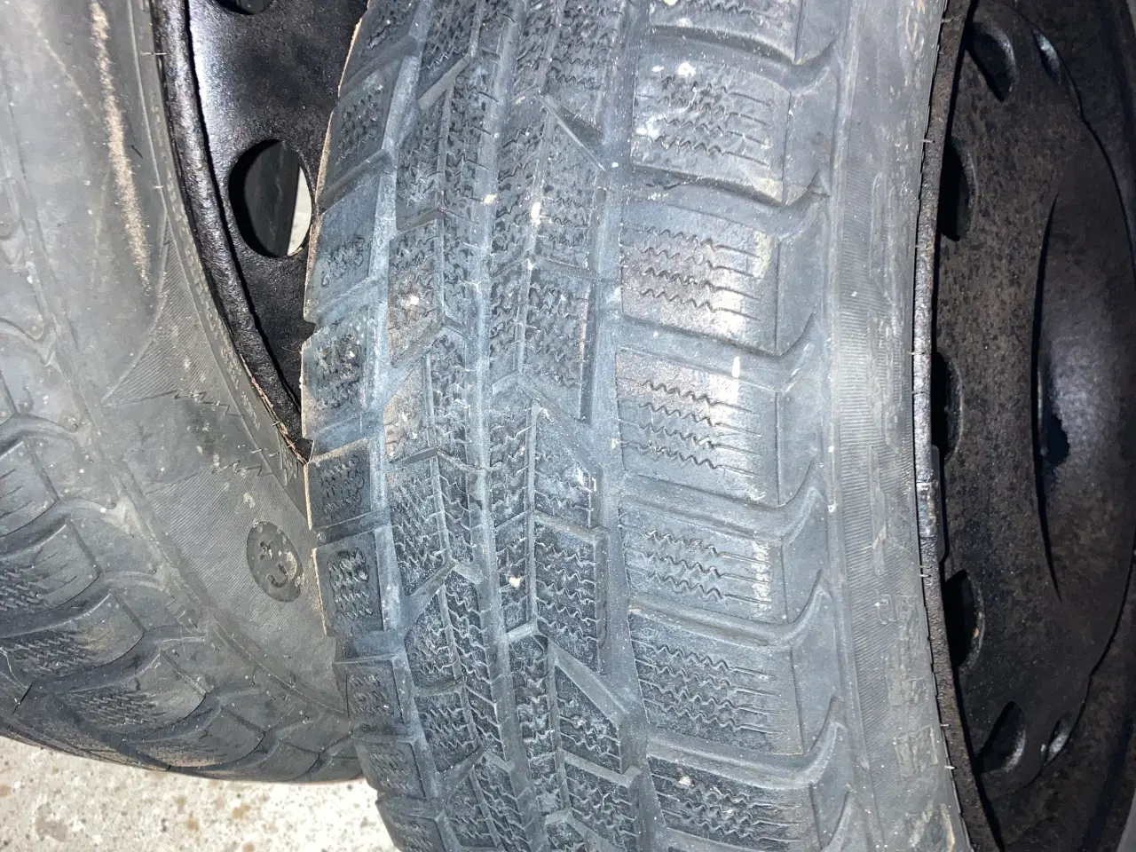 Billede 4 - 15 tommer stålfælge med vinterdæk til Mondeo