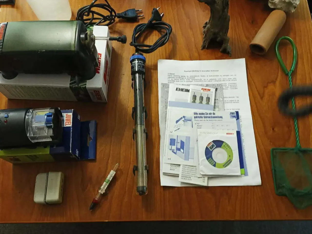 Billede 5 - Juwel 95 L akvarium m tilbehør