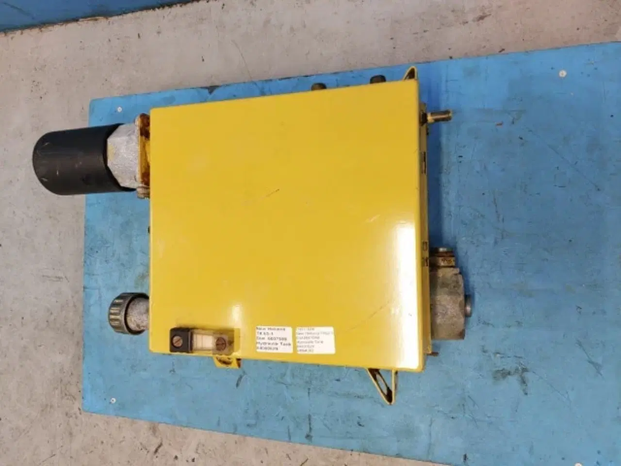 Billede 11 - New Holland TX65 Olietank 84000629