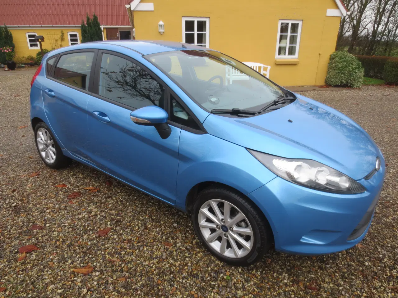 Billede 4 - Ford Fiesta 1.25 Årg 2011. Nysynet.