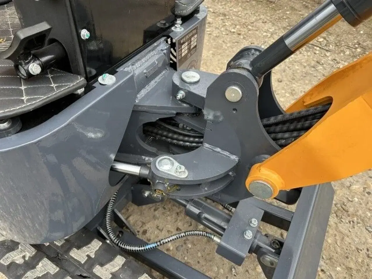 Billede 4 - Laston mini graver med 12 hk diesel EURO 5 motor