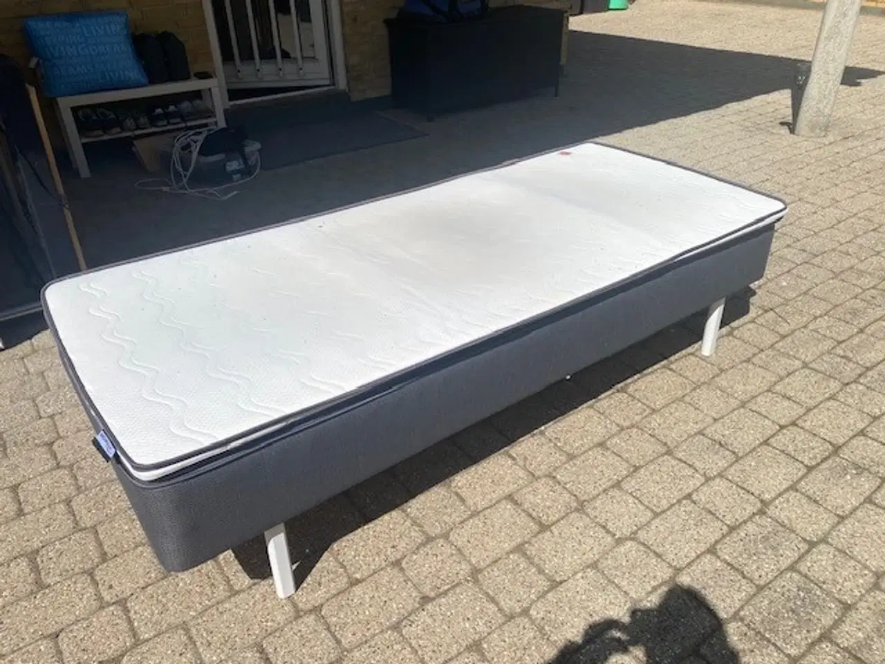 Billede 1 - Box seng 90 X 200 cm 