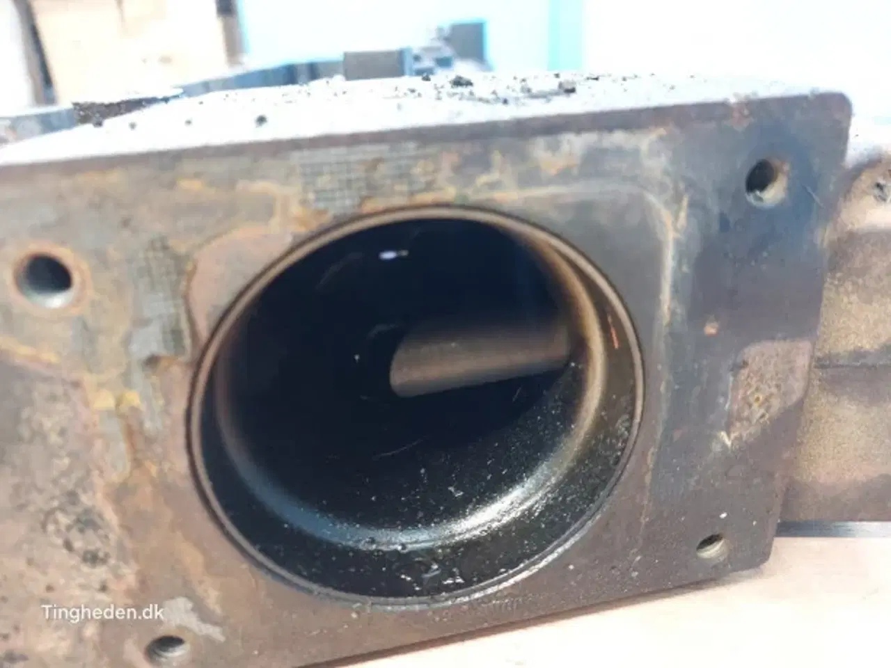 Billede 10 - John Deere T660I Indsugningsmanifold RE536485