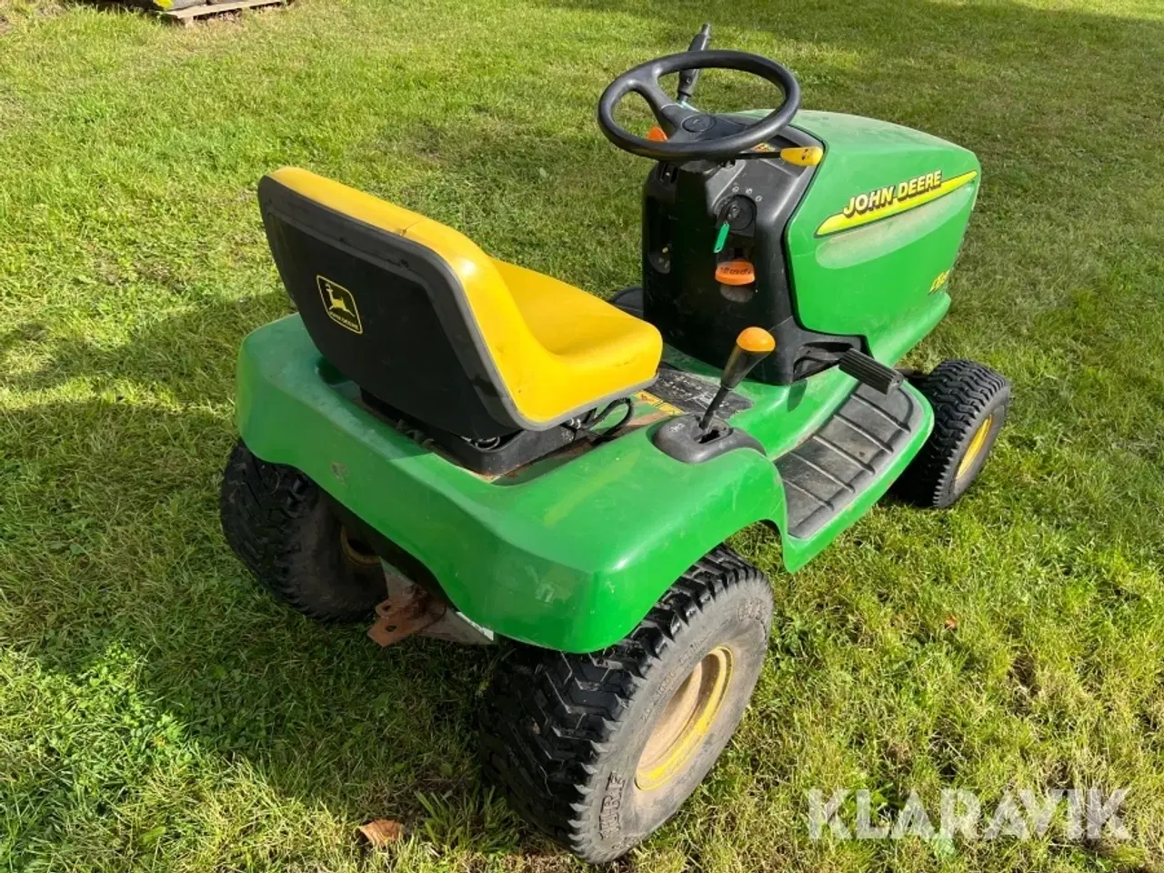 Billede 3 - Græsslåmaskine John Deere LT133