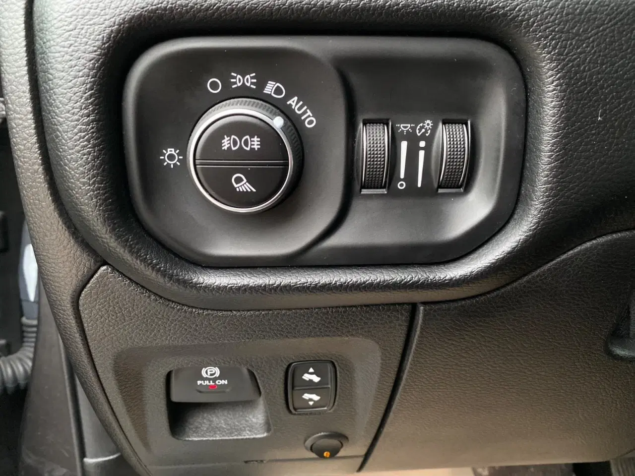 Billede 10 - Dodge RAM 1500 5,7 V8 Hemi Laramie aut.