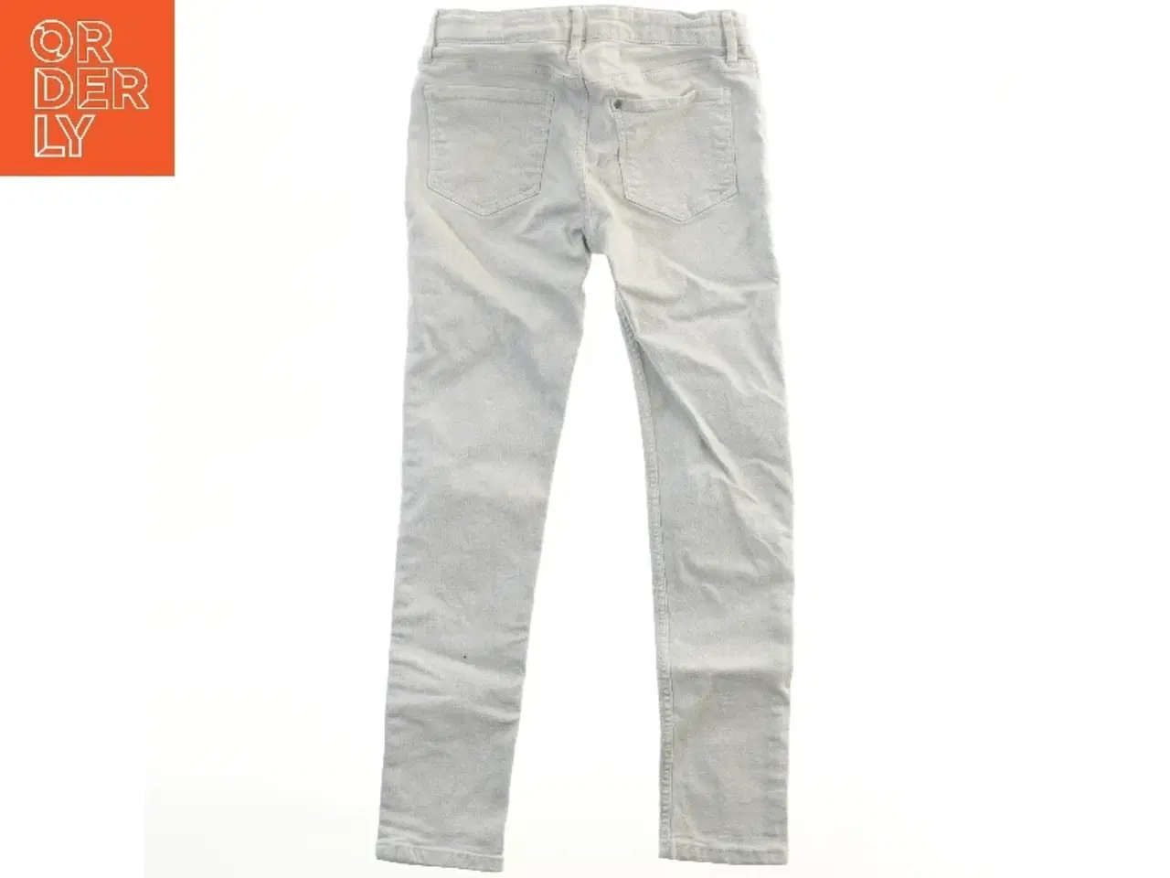 Billede 2 - Lysegrå jeans fra Denim (str. 128)