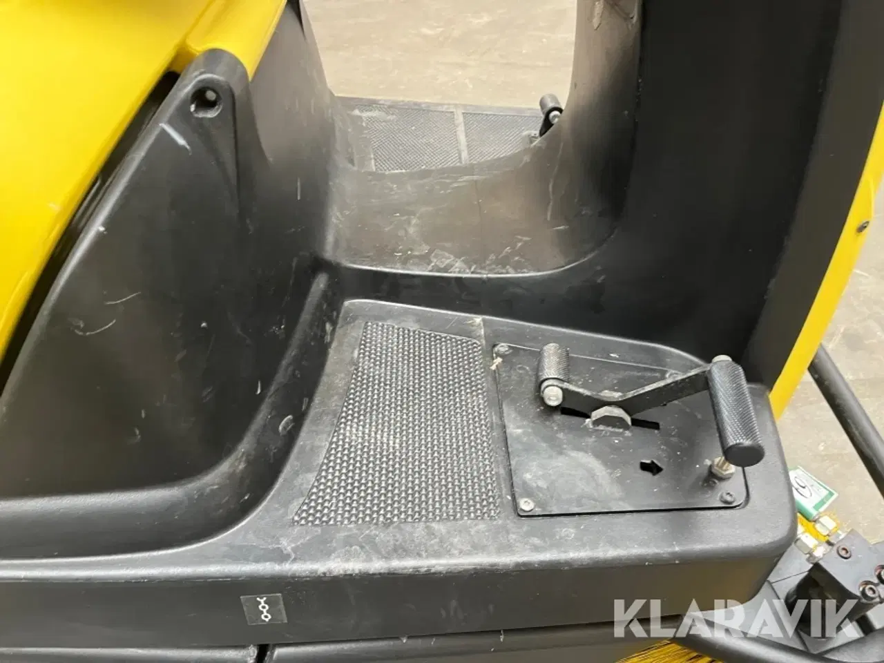 Billede 10 - Fejemaskine Kärcher KM100 benzin