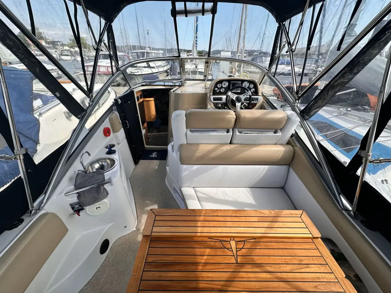 Billede 8 - FOUR WINNS V265 med DIESEL VOLVO PENTA D3