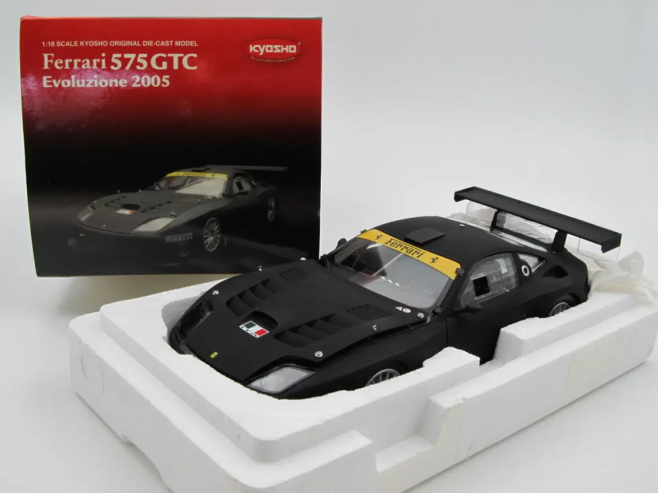 Billede 11 - 2005 Ferrari 575 GTC Evoluzione - 1:18 