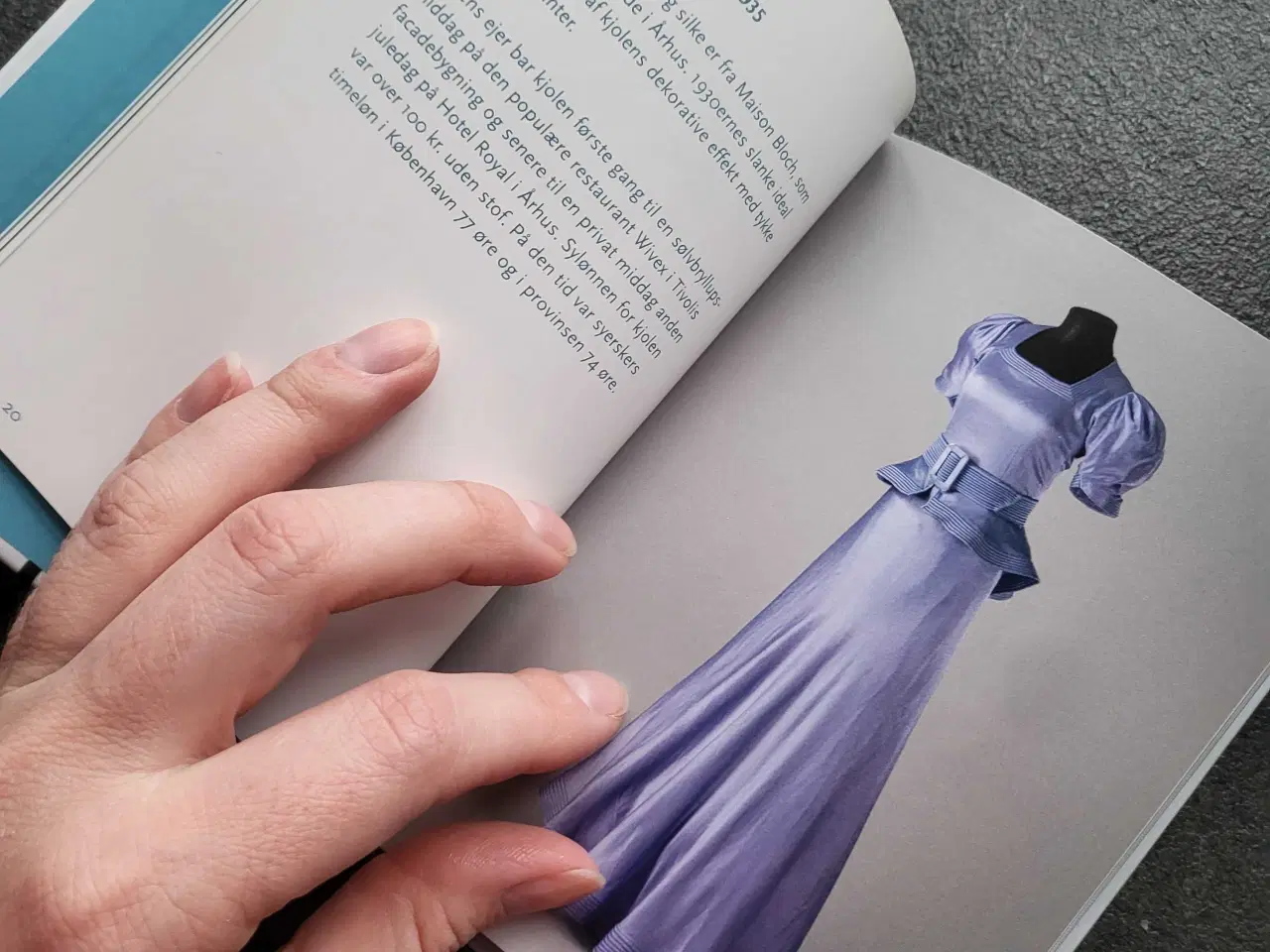 Billede 5 - Lille bog om festtøj 
