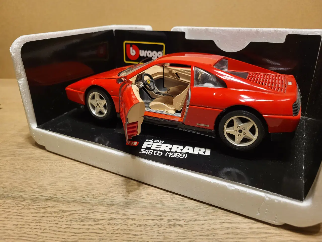 Billede 4 - Modelbil, Ferrari 348 TB 1989, skala 1/18