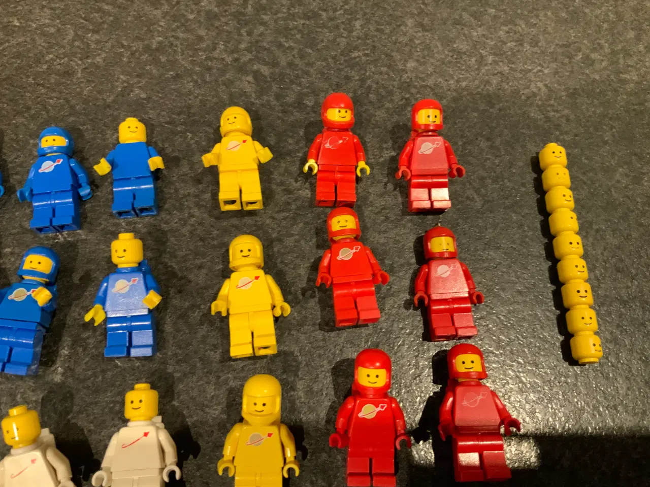 Billede 3 - Lego space minifigurer