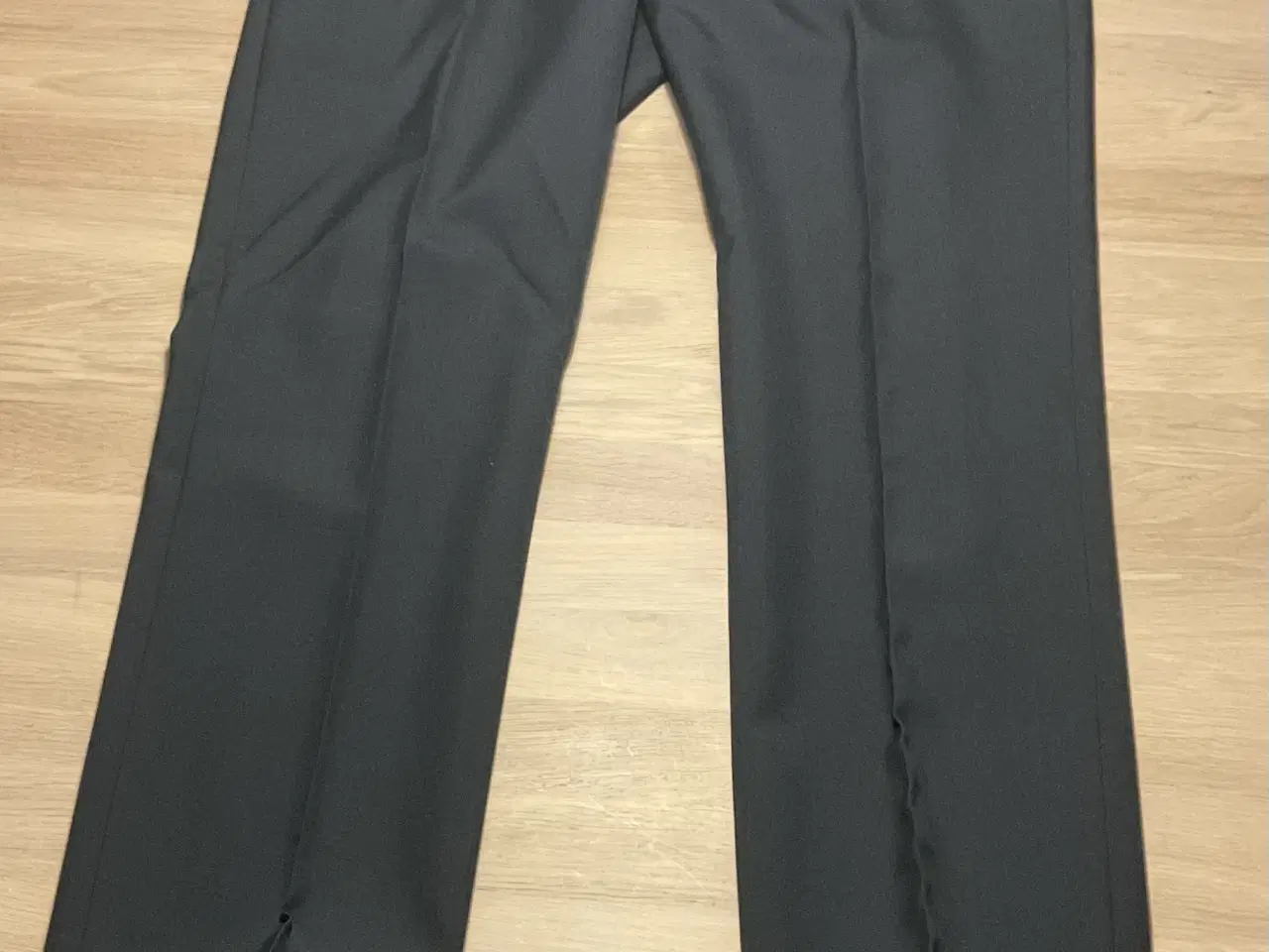 Billede 3 - Matinique jakkesæt i sort