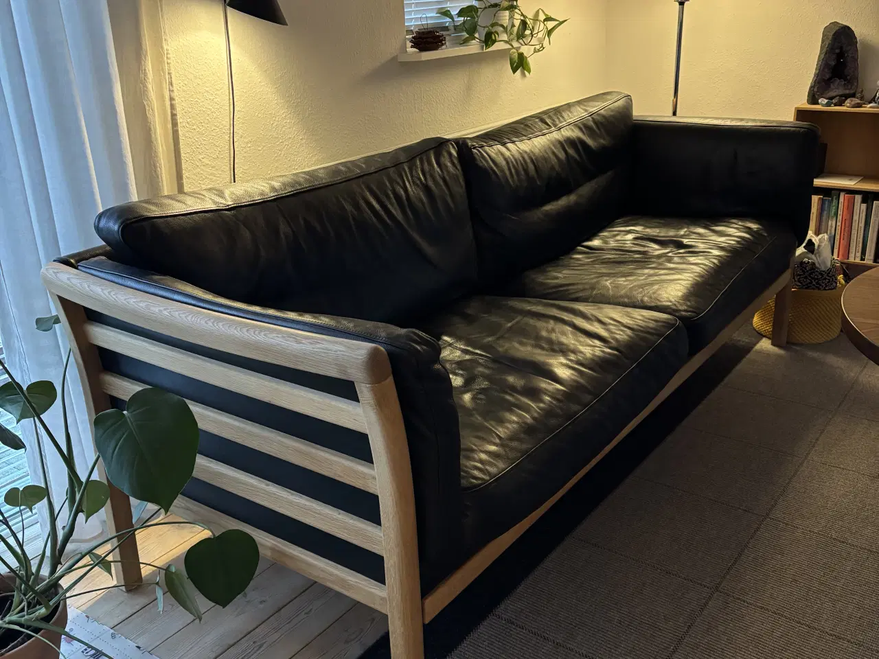 Billede 1 - Sofa, sort læder
