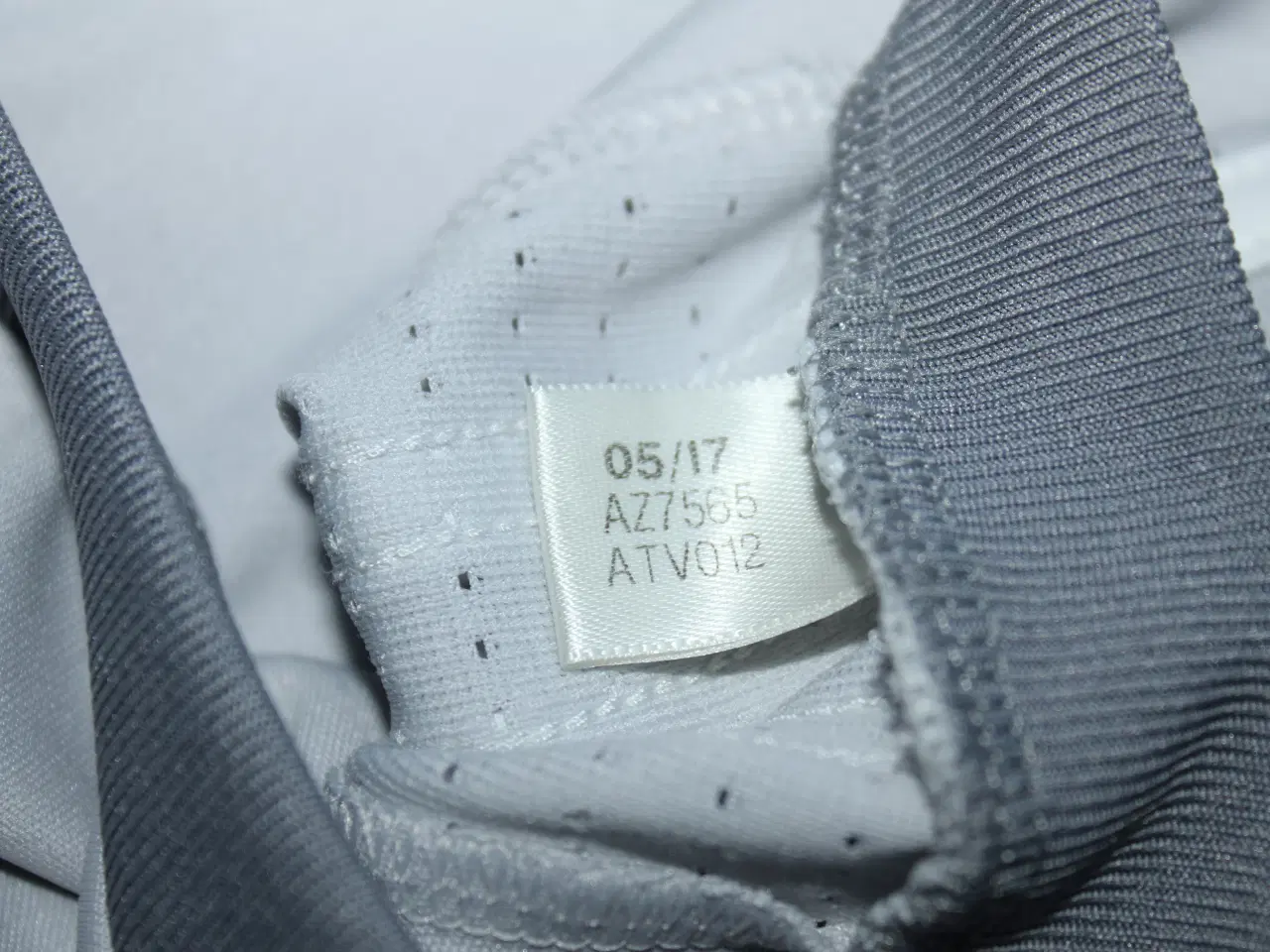 Billede 6 - Manchester United-fodboldtrøje til sæsonen 2017/20