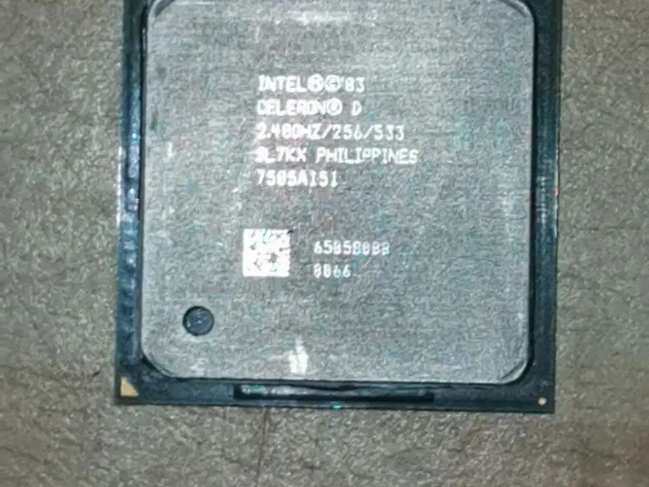 Billede 1 - 5 stk Intel celeron cpuer socket pga478