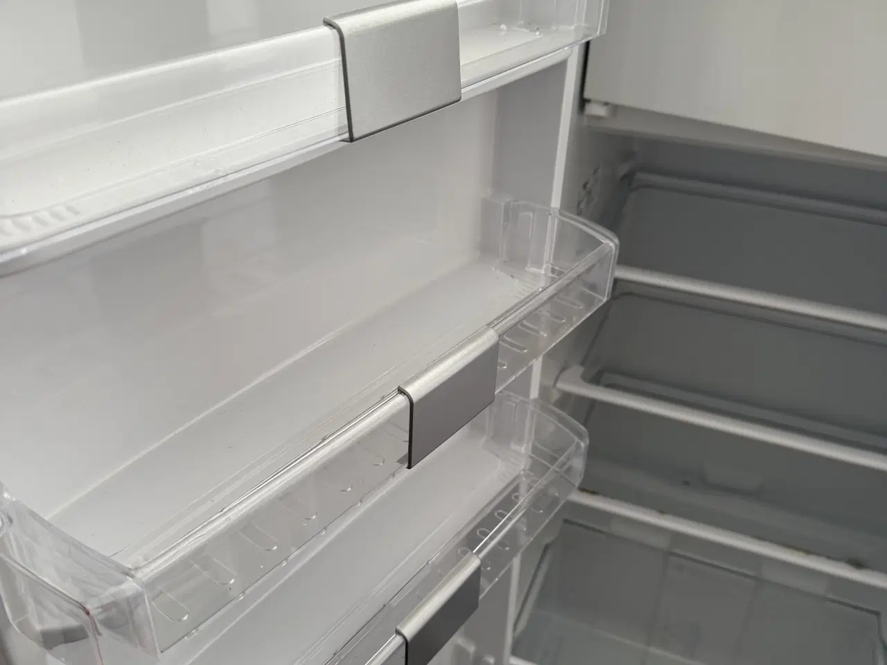 Billede 2 - Gram køle fryseskab