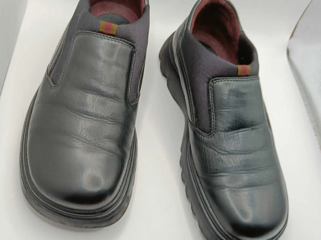 Billede 9 - Ecco sort læder sko 40.5str