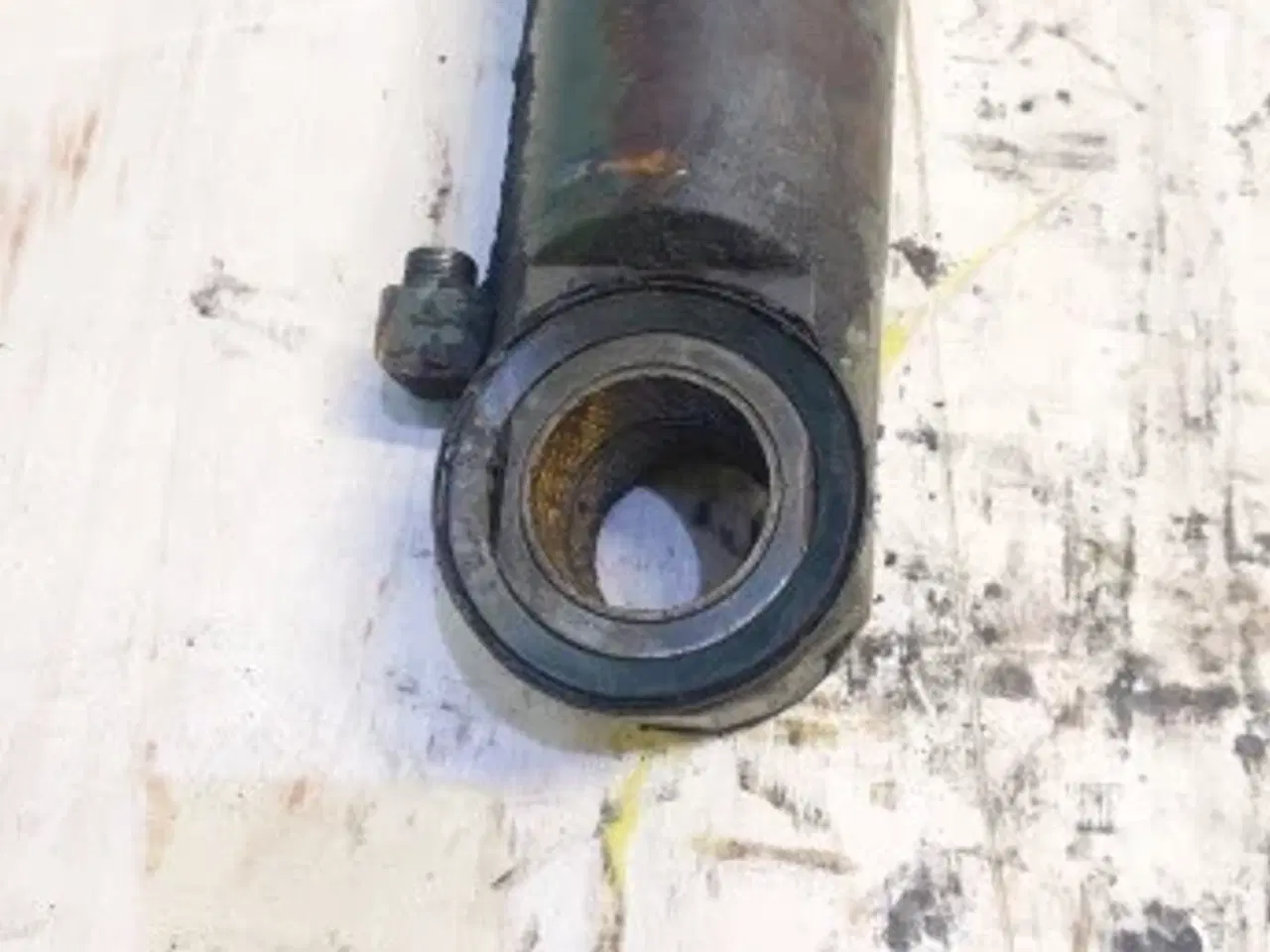 Billede 2 - Hydrema 906B Sideforskydnings Cylinder 200141