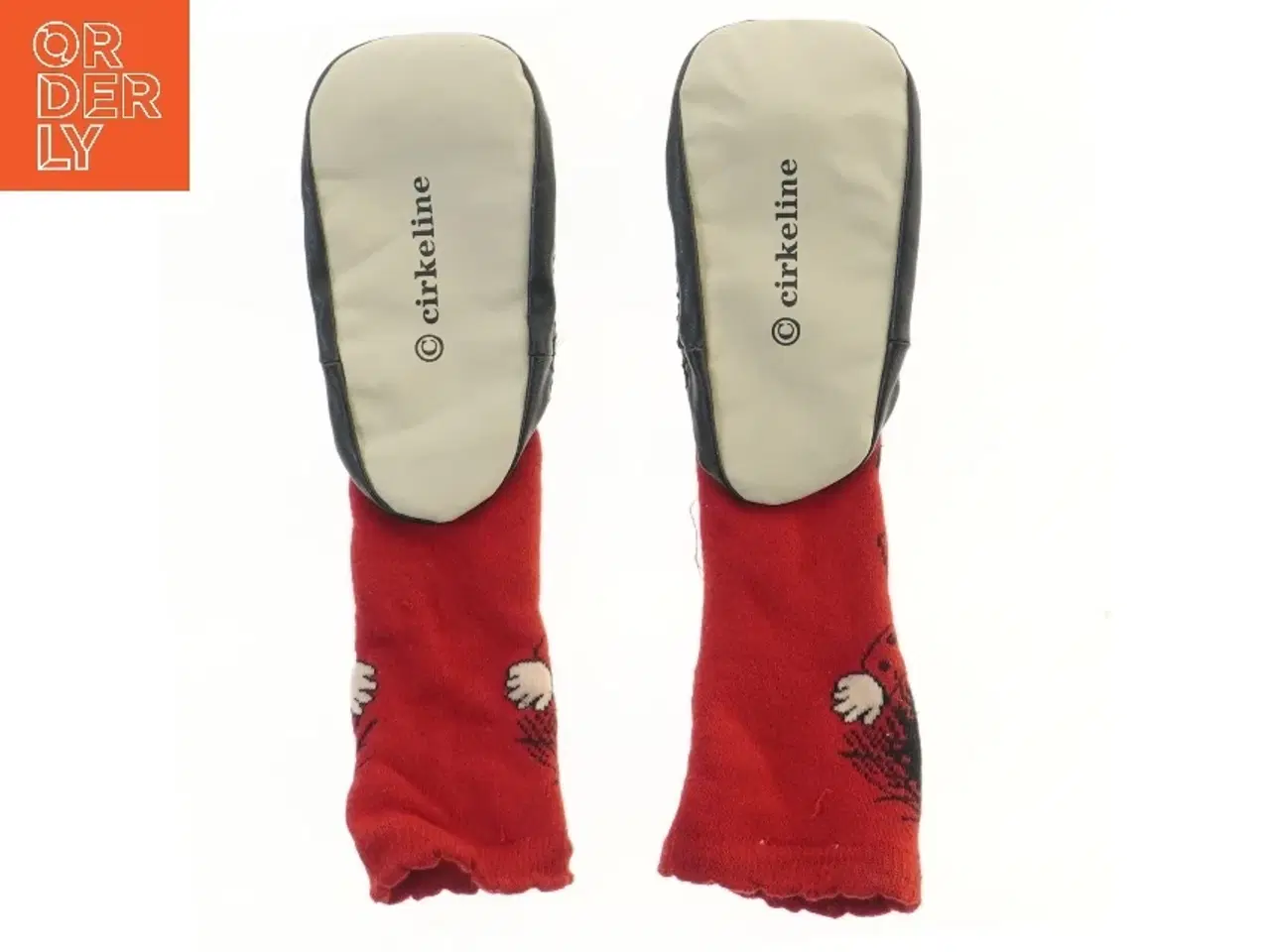 Billede 2 - Røde børnesutsko med figurer fra Cirkeline (str. fod 17,5 cm)