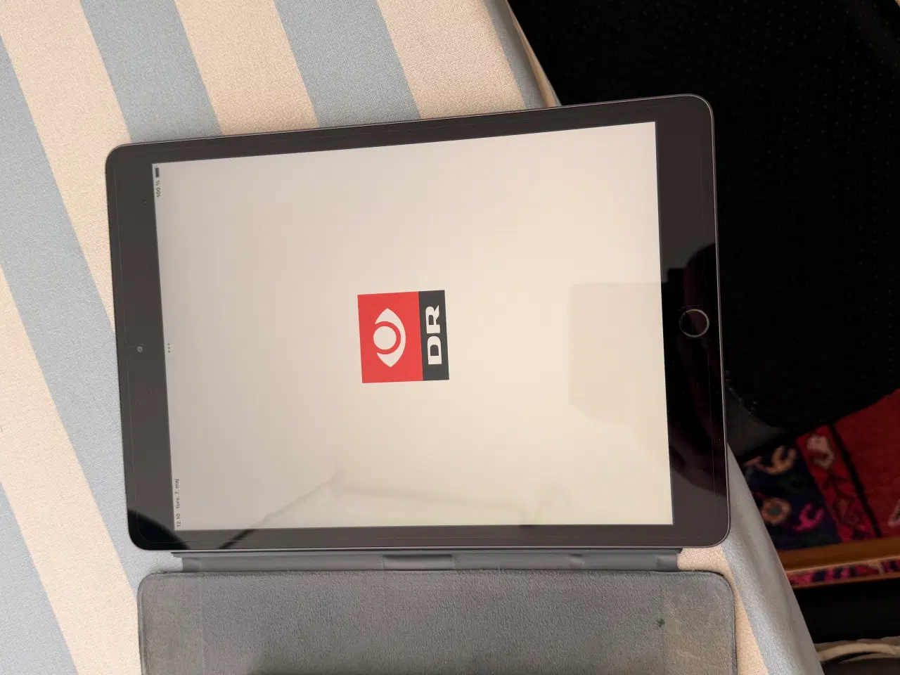 Billede 2 - Komplet iPad med tastatur, pen samt med sim kort