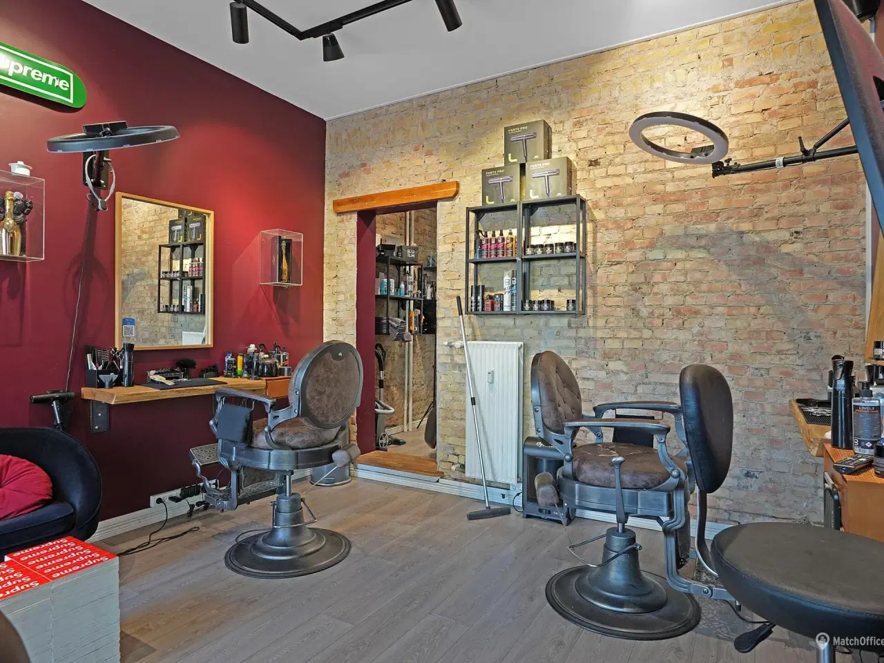 Billede 6 - Charmerende butik ud til Lyngby Torv – tæt på hovedgaden