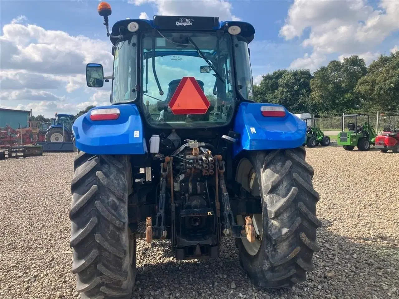 Billede 6 - New Holland T5.115 kun 3300 timer. frontlift