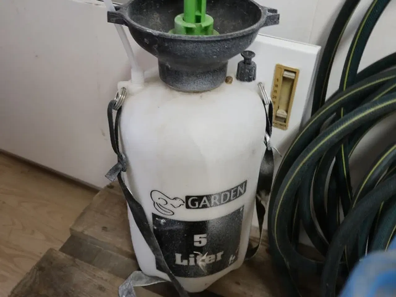 Billede 3 - Div. Redskaber: Maling, sprøjter mv.  FLÜGGER/ GARDEN Model: Highfinish