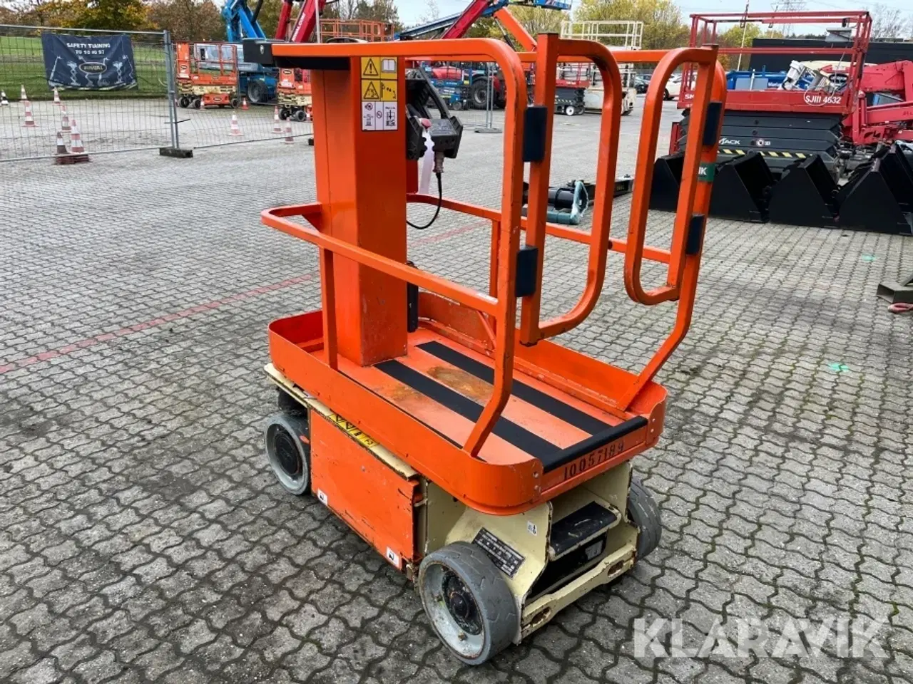 Billede 4 - Søjlelift JLG 1230ES