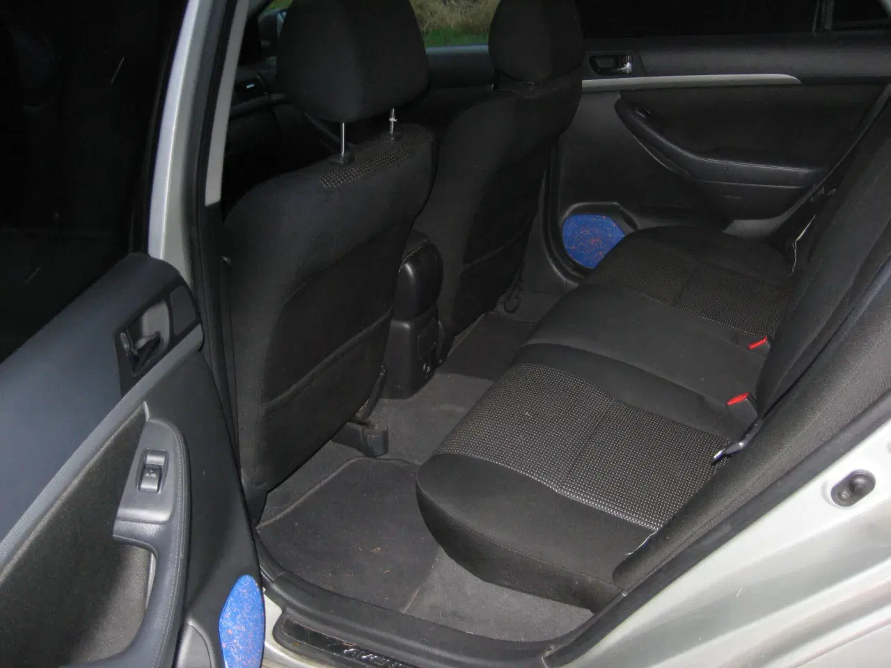 Billede 5 - Toyota Avensis st.car 1,8 årg. 2007