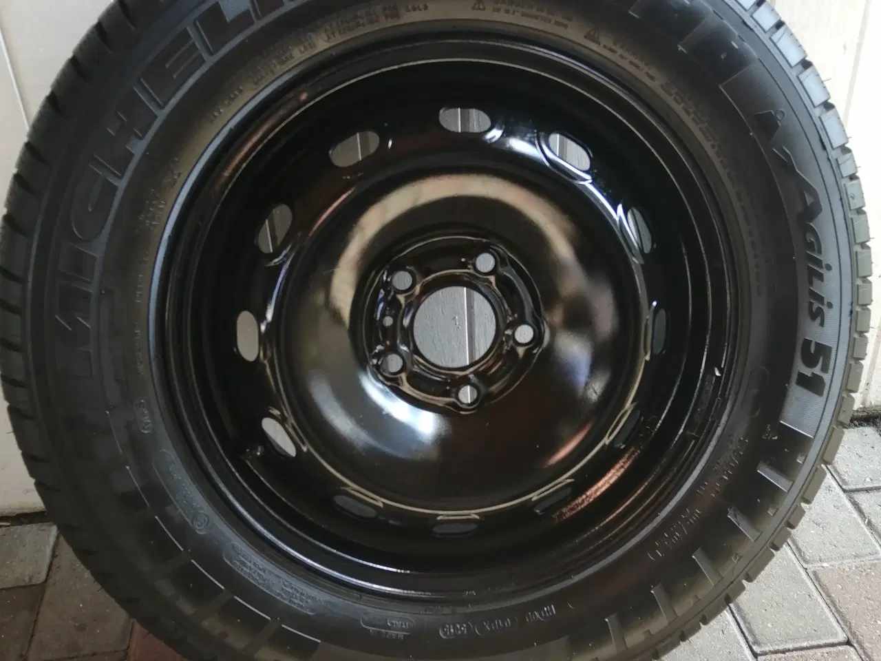 Billede 1 - Reservehjul 16` som nye. 5 huls