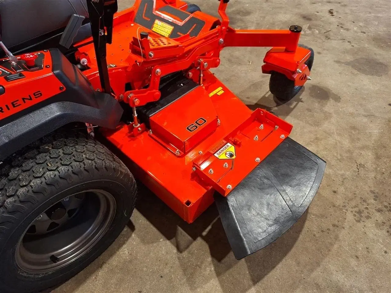 Billede 9 - Ariens Zenith 60" SD