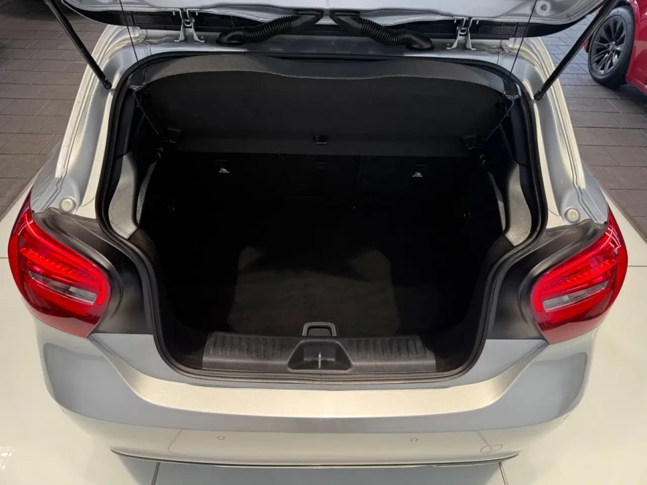 Billede 10 - Mercedes A180 d 1,5 Urban aut.