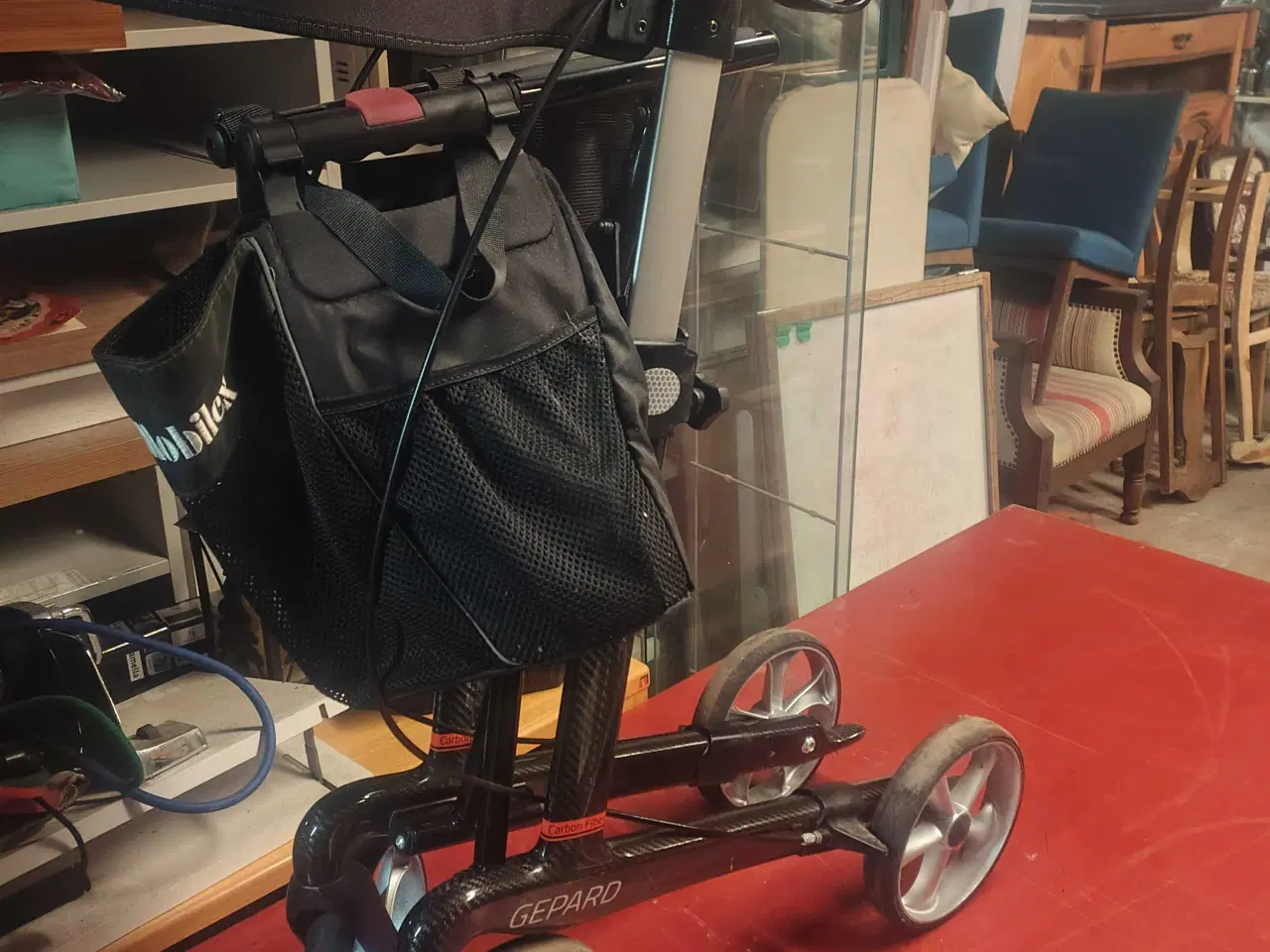 Billede 2 - Gepard carbon letvægts rollator