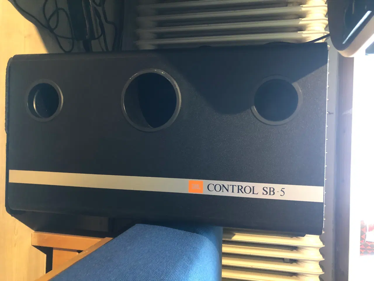 Billede 1 - JBL Control SB-5 + 2 Behringer monitor 1C