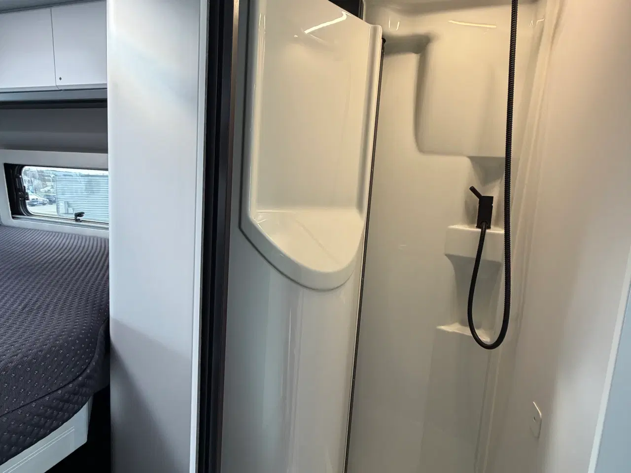 Billede 15 - Adria Twin Supreme 640 SGX Facelift