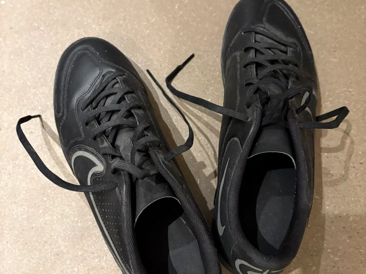 Billede 5 - 2xNike fodboldstøvler str 45 & 45.5