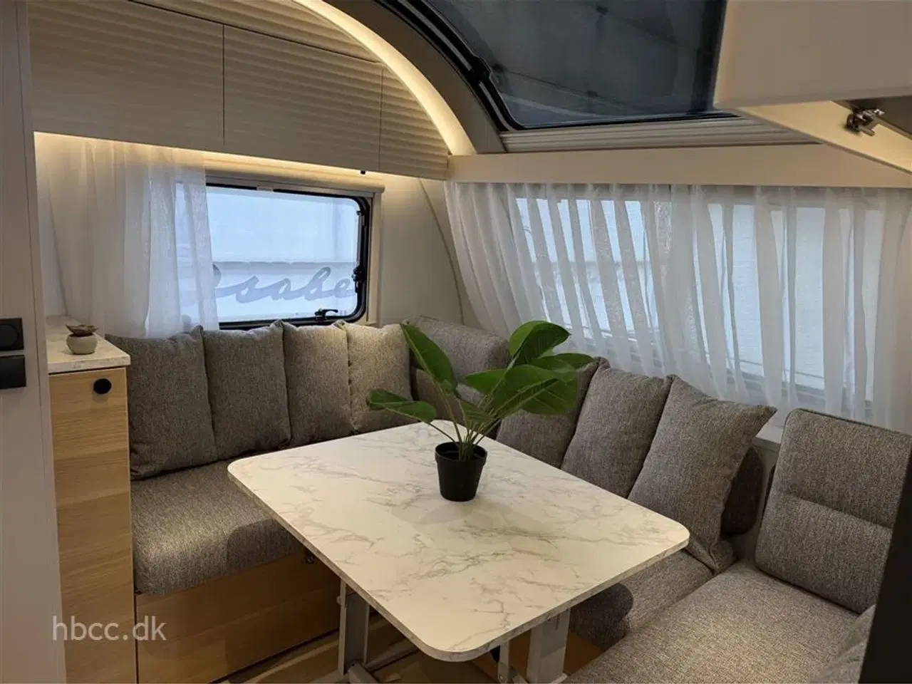 Billede 3 - 2026 - Adria Adora 532 UL   Adria Adora 532 UL – Ny generation Adora med enkeltsenge og premium komfort