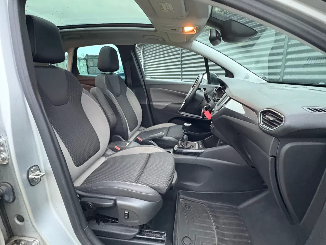 Billede 8 - Opel Crossland X 1,6 CDTi 120 - Velkørende og pæn.